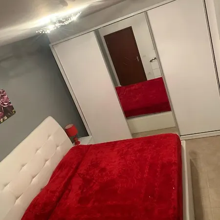 2 Bedroom Appartement *